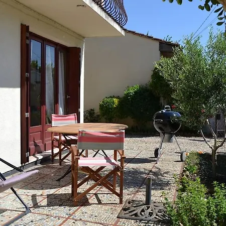 Casa vacanze Maison familiale à proximité Bordeaux-centre *